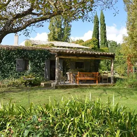 Vila Sleeps 14 Marta
