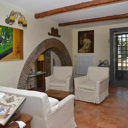 Sleeps 14 *