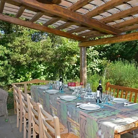 Sleeps 14 * Marta