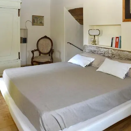 Sleeps 14 Vila Marta