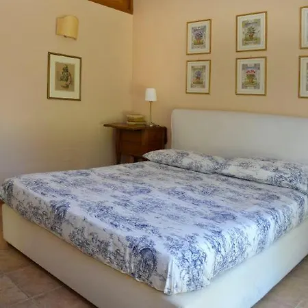 Sleeps 14 * Marta